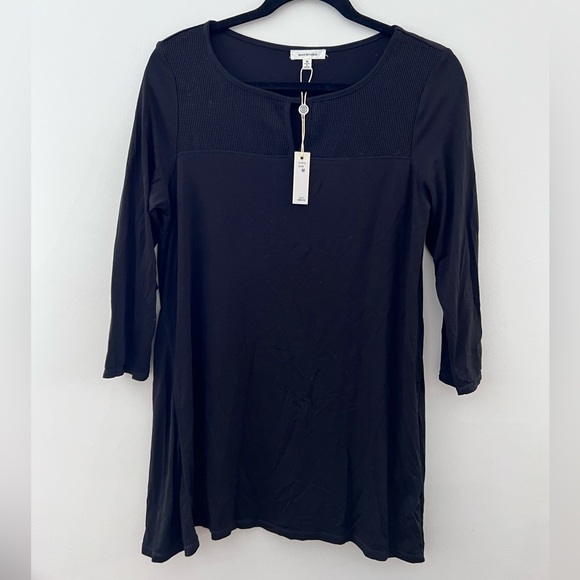 NWT black long top with cut out and mesh detail - Picture 3 of 9